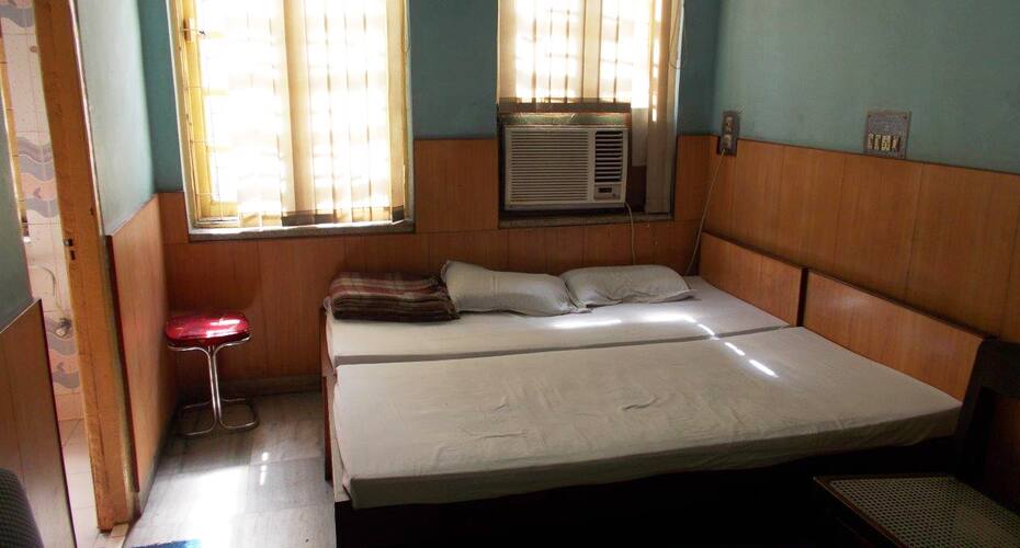 Hotel Avenue, Kolkata 4